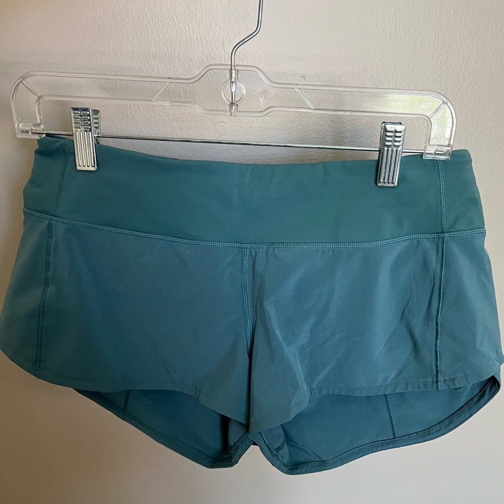 Lululemon Speed Up Low-Rise Lined Short 2.5” Blue/Green size 6